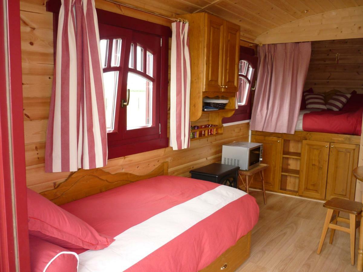 La Roulotte Des Matis Otel Cheux Dış mekan fotoğraf